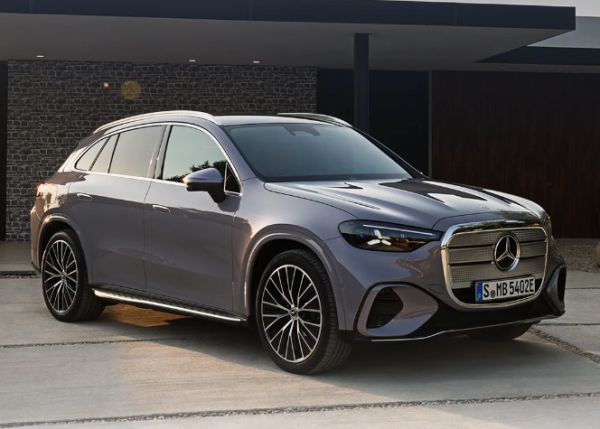 股点网 全新梅赛德斯-奔驰纯电 GLC 全球首发，国产长轴距版明年上市